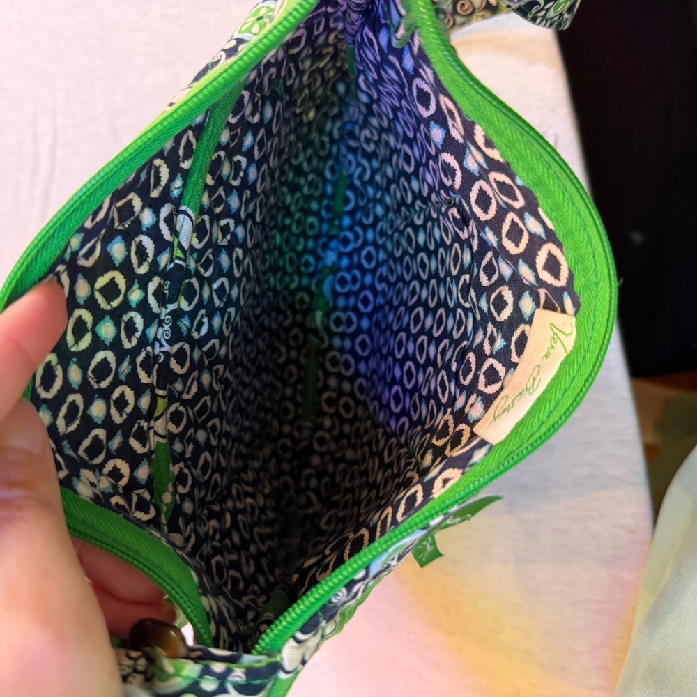 Vera Bradley Quilted Green‎ Mandala Crossbody Bag Adjustable Strap - Picture 5 of 8